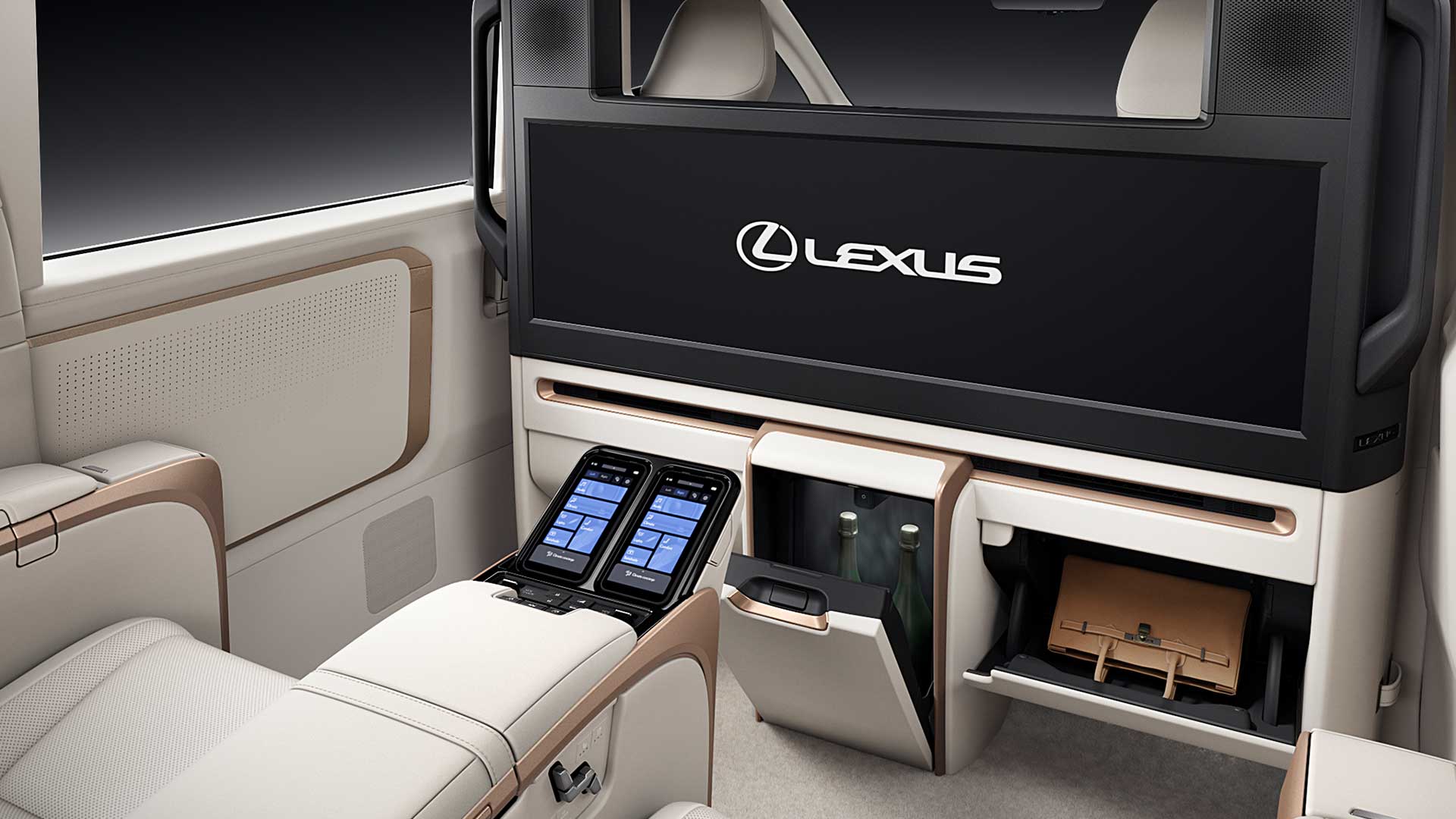 Lexus LM 500h.